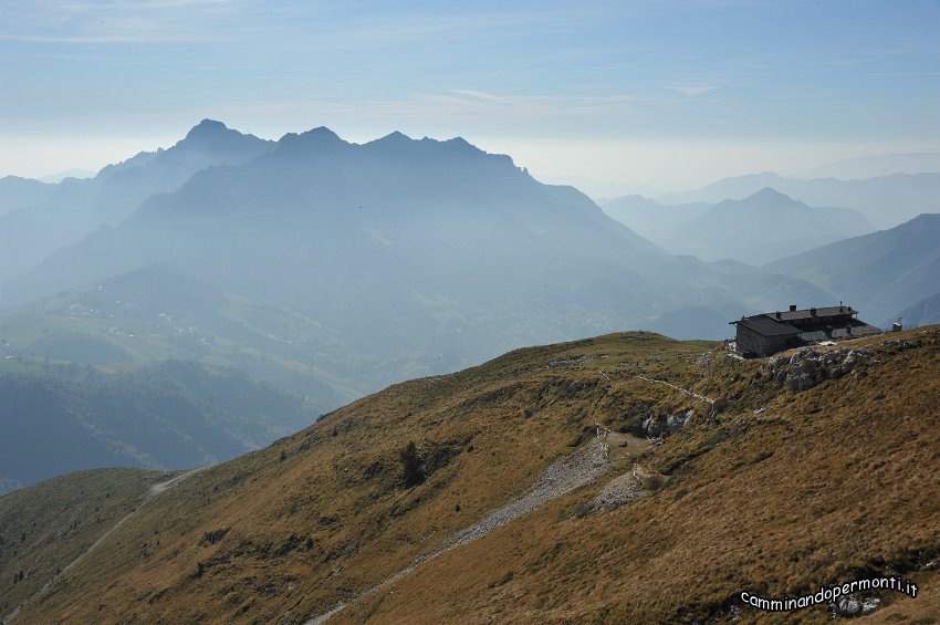 97 Rifugio Capanna.JPG